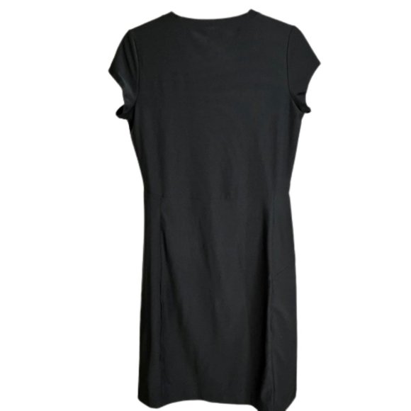 L.L. Bean Black V-Neck Short Sleeve Fitness Dress Zippered Pocket - S - Picture 10 of 11